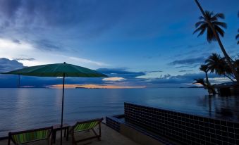 Lipa Bay Resort