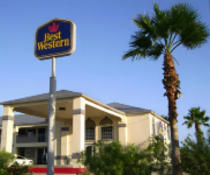 Best Western Padre Island Hotels near Bob Hall Pier