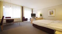 Garten-Hotel Ponick GmbH Hotels in der Nähe von Kunstatelier Antonia Sanker