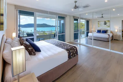 Poinciana Lodges - Ocean Views Hotels near Hamilton Island