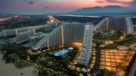 A SEAVIEW HOTEL AT CAM RANH NEAR THE AIRPORT