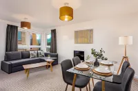 Walker Suite No53 - Donnini Apartments Hotels in Kilmarnock
