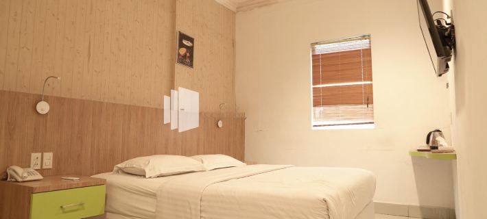 Wisma Sederhana Medan Mitra RedDoorz Hotels in Medan
