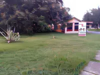 Homes-N-Courts的家和法院 桑福德住宿飯店