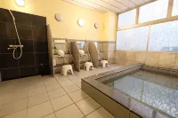 STATION HOTEL AU - avec sources thermales