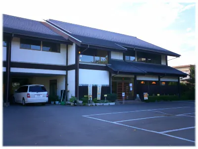 Business Ryokan Marunao Hotels in Honjō