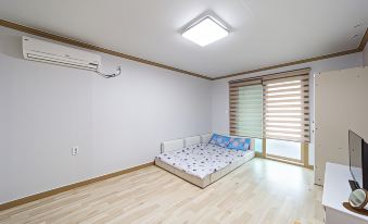 8. 삼척 작은행복펜..