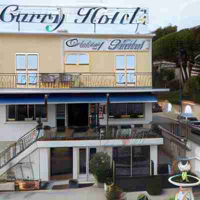 Le Carry Hôtel Hotel Exterior