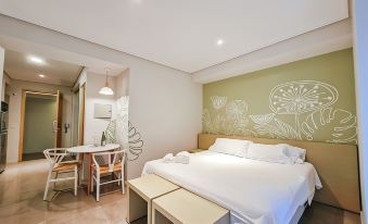 3. Le Montr..