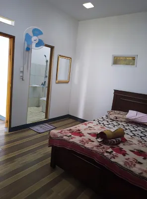 Hazza Syaria Homestay Hotels in Pasirwangi
