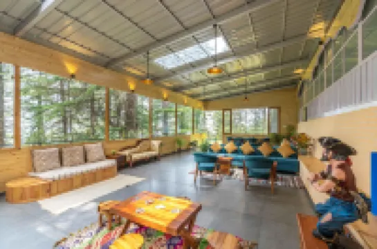 Zostel Kotgarh, Narkanda