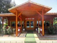 Motel San Isidro - parking