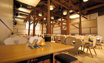 Hotel am Haslinger Hof - Housity