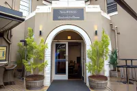 Tates Hotel Windsor Hotels in Cattai