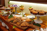 Riverside Guest Lodge - breakfast