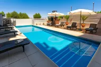 Hotel Royal - Pools