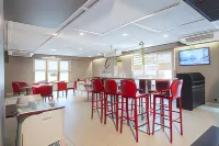 Campanile Caen Est - Mondeville Hotels in Mondeville