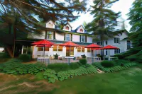 Eagle Harbor Inn - 3-Star