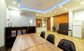 Park Avenue Hotel