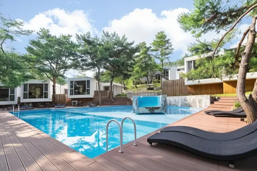 You are Suite Pool Villa - 膳食民宿