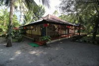 Palm Grove Service Villa - พร้อมอาหารเช้า