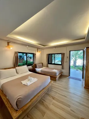 Pen's Bungalow Koh Phangan Hotels near Thong Nai Pan Beach