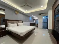 Hotel Shri Radha Nikunj Vrindavan Opposite Prem Mandir