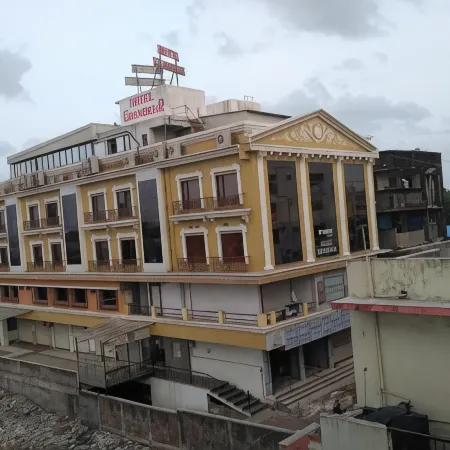 Hotel Grandeur