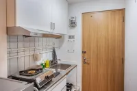 Comfy Studio Apartment by Reqhome فنادق في Buahbatu