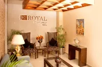 Royal Elegance Hotel