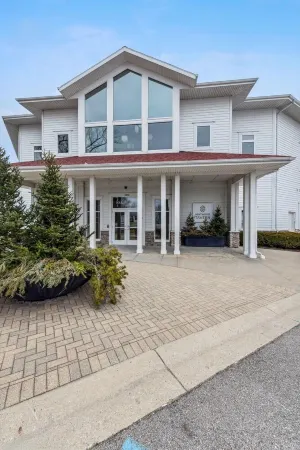 45 Mins to Notre Dame! Come Stay for a Home Game!