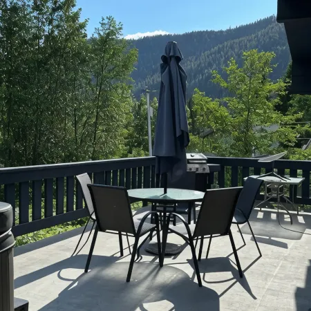 Bear Valley Guesthouse