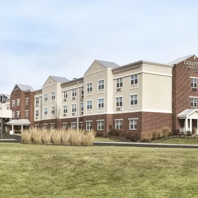 Country Inn & Suites by Radisson, Kansas City at Village West, KS Hotels near Kansas Speedway