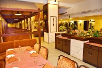 Hotel Poonja International - breakfast