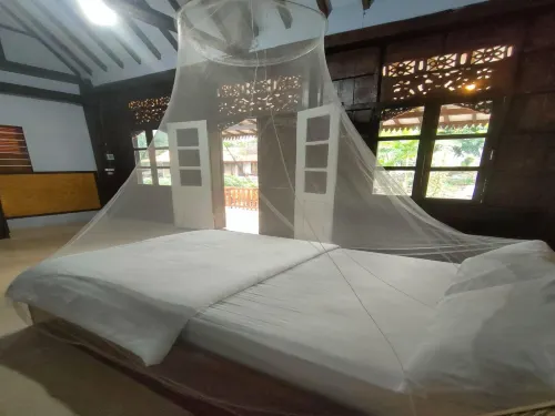 Jala Sutra Cottages فنادق في Glagah