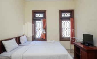 Griya Fatima Mitra RedDoorz Near Ugm