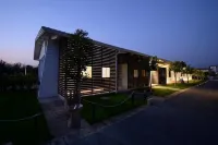 X Hotel Hotel in zona Vinness Wine Store