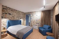 Moonlight Serenade Hotels in Korce
