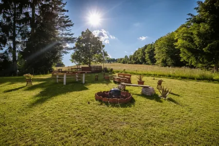 Apartments Stankovo Отели в г. Чатеж на Сави