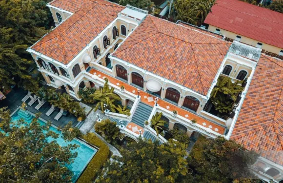 普拉亞宮殿酒店