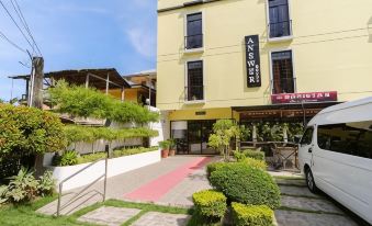 Answer Hotel