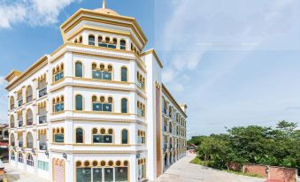 Oasis Hiso Hotel - Housity