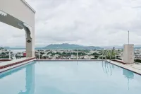 Raj Kuber - A Boutique Lake View Hotel - Swimmingpools
