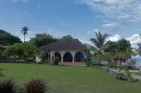 Gili Gede Island - Yut Inn Flower Paradise Hotels in Gili Asahan