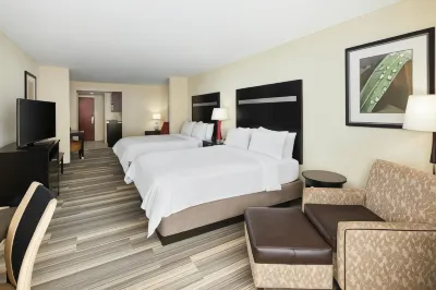 Holiday Inn Express & Suites I-26 & US 29 at Westgate Mall Hôtels à proximité de : Duncan Park Stadium