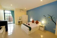 Petch Ranong at Town Hotel di Ranong