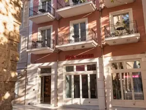 Epoch House & the Orange Shop - Adults Only