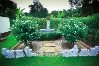 Chan de Bua Hotels in Laem Sing
