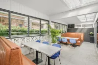 Grand Hotel and Studios Hotels in Wyong