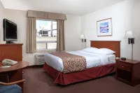 Super 8 by Wyndham Caraquet Hotels in Caraquet